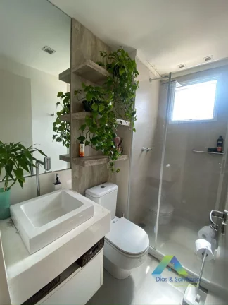Imagem Lindo apartamento em 53m² recém reformado com fino padrão de acabamento e designer moderno na região da Vila das Mercês/Saúde.