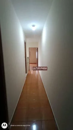 Imagem Sobrado com 3 dormitórios para alugar, 134 m² por R$ 2.241,08/mês - Cidade Soberana - Guarulhos/SP