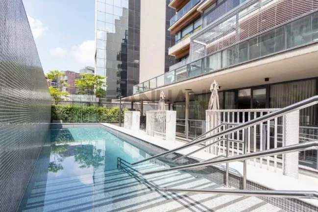 Imagem Apartamento de luxo para locação no Itaim Bibi, São Paulo-SP: 2 quartos, 2 suítes, 3 salas, 3 banheiros, 3 vagas, 100m².