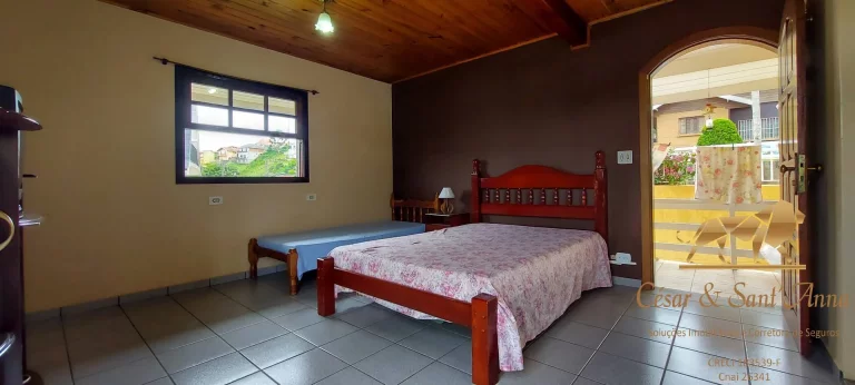 Imagem Encantadora residência a venda em Campos do Jordão.