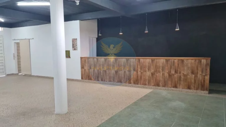 Imagem Prédio comercial à venda em Cotia com terrenos extras