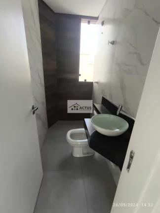 Imagem Casa com 3 Quartos à Venda, 100 m² em São Pedro - Ibirité