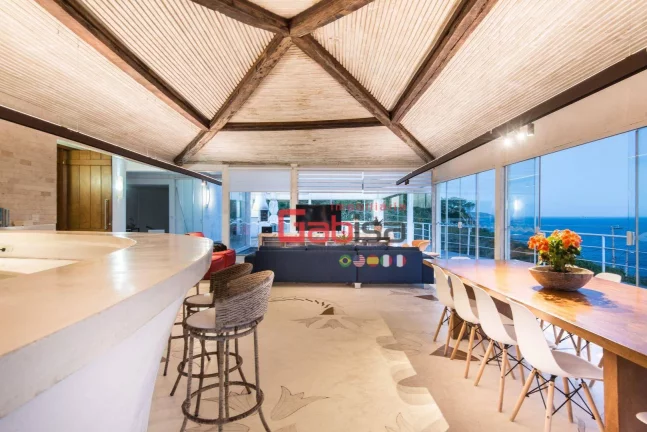 Imagem Casa com 4 dormitórios à venda, 340 m² por R$ 3.500.000,00 - Ferradura - Armação dos Búzios/RJ