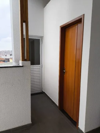 Imagem VENDO cobertura NOVA com 2 vagas.