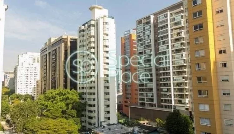 Imagem Apartamento em Moema, com 100m² privativos, possui 03 dormitórios, sendo 01 suíte e 01 vaga. O Co...