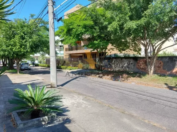 Imagem Lote/Terreno à venda no condomínio Não tem Recreio dos Bandeirantes