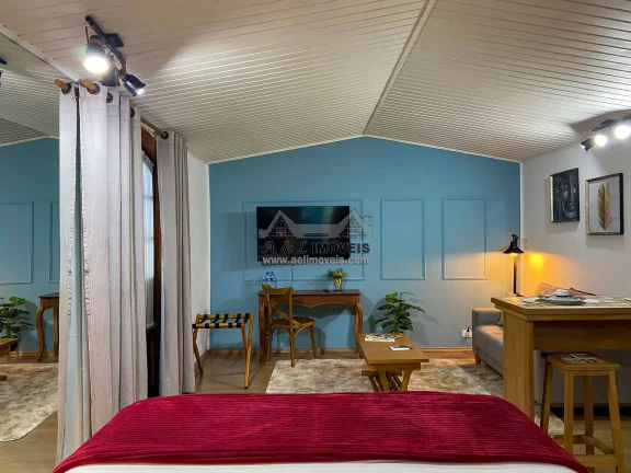 Imagem Studio à Venda em Campos do Jordão — Jaguaribe, Mobiliado e com Jardim