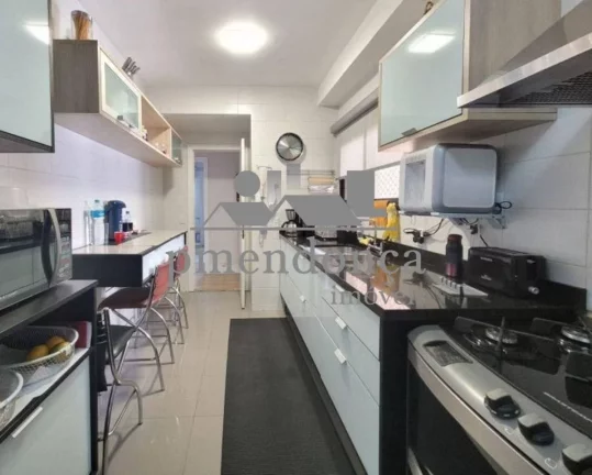 Imagem Apartamento a venda na Rua Jorge Americano com 157m²