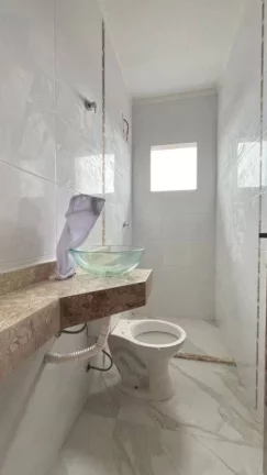 Imagem Casa com 2 dormitórios à venda, 54 m² por R$ 295.000,00 - Maracanã - Praia Grande/SP