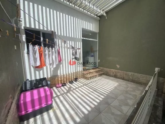 Imagem Sobrado à venda 3 Quartos, 3 Suites, 4 Vagas, 347M², Campestre, Santo André - SP
