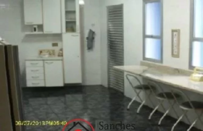 Imagem PRÉDIO COMERCIAL NA MOOCA. Localização privilegiada, na Av Paes de Barros, Próximo ao metrô Vila Prudente