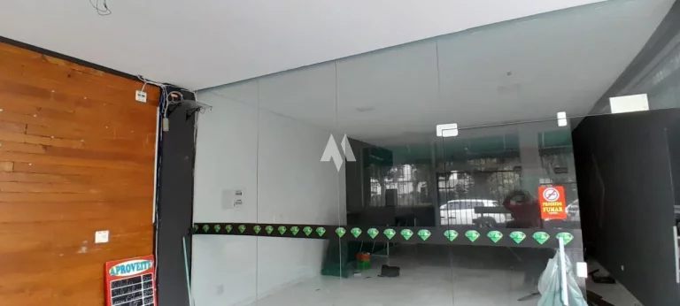 Imagem Loja comercial ideal para restaurante na Av. Bernardino de Campos!