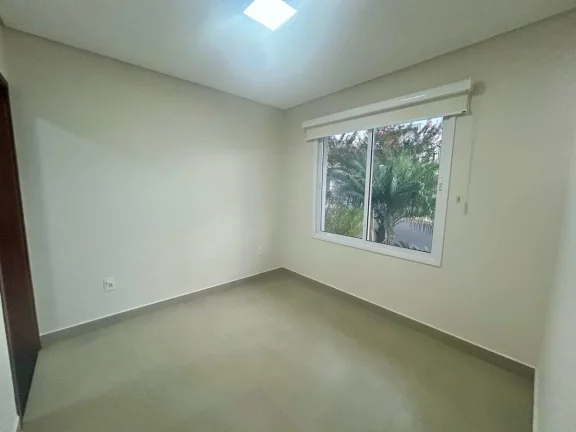 Imagem Casa no condomínio Residencial Olivito para venda com 4 quartos, sendo 4 suítes, 281m2