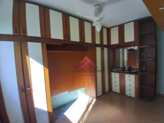 Imagem Apartamento com 2 dormitórios à venda, 60 m² por R$ 250.000,00 - Porto Novo - São Gonçalo/RJ