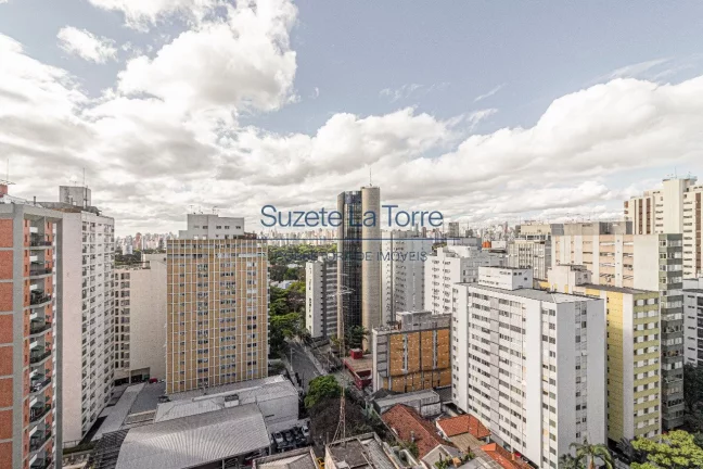 Imagem Apartamento com 217 m², um por andar, 04 suítes, sendo 03 com terraços e a master com closet, hid...