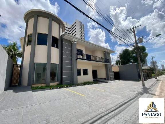 Casa comercial ampla, 19 salas, 8 banheiros, Bosque da Saúde, Cuiabá-MT