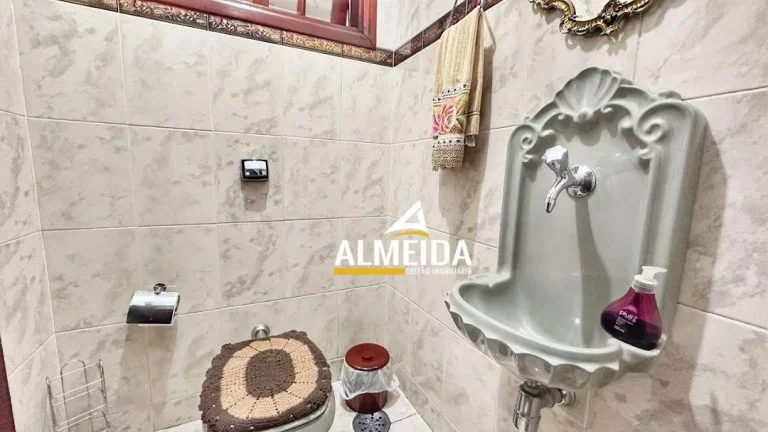 Imagem Casa com 3 dormitórios à venda, 393 m² por R$ 1.450.000,00 - Centro - Santa Gertrudes/SP