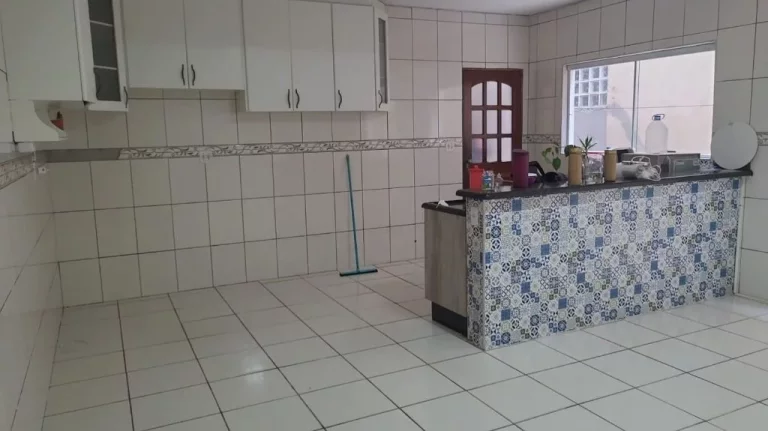Imagem Sobrado com 4 dormitórios à venda, 235 m² por R$ 530.000,00 - Jardim Márcia - Suzano/SP