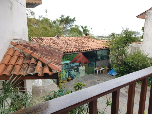 Imagem Casa à venda, 410 m² por R$ 1.500.000,00 - Camboinhas - Niterói/RJ