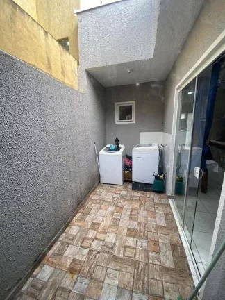 Imagem Casa no Tatuquara - 2 Quartos - R$235 mil