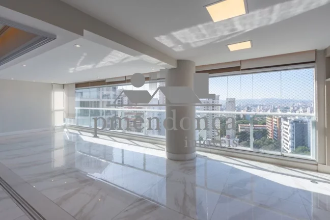 Imagem Alto da Lapa - Apartamento com 4 quartos (3 suítes) e 4 vagas com depósito.
