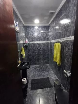 Imagem Casa à venda no bairro Vila dos Comerciarios - Guaratinguetá/SP