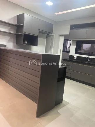 Imagem Casa térrea moderna, com 182m² de área útil em um terreno de 300m². 

Sala 2 ambientes com pé ...