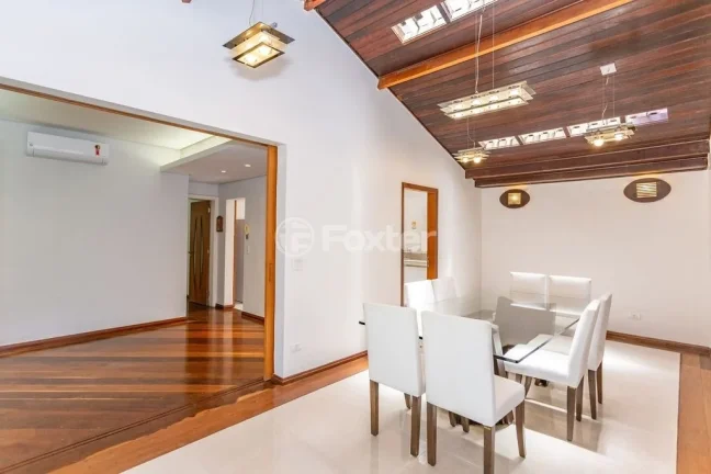 Imagem Casa Brooklin - 402M², 4 Dorms, 2 Suítes, 4 Vagas, Piscina Aquecida, Churrasqueira, Chuveiro a Gás, Lareira, Pomar, Jardim.