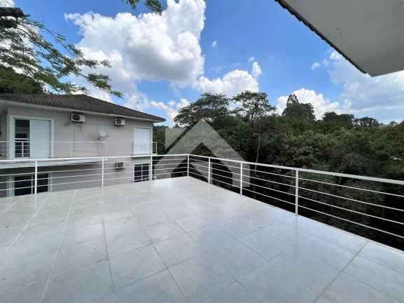 Imagem Casa de Condomínio em Chácara Santa Lúcia - Carapicuíba