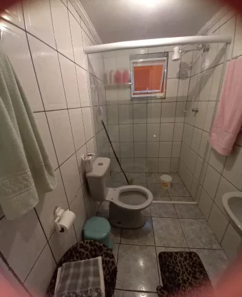 Imagem Oportunidade Imperdível: Casa à Venda na Vila Bela Vista, Santo André-SP com 4 quartos, 2 banheiros e 2 vagas de garagem