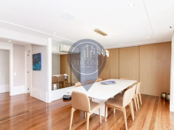 Imagem Apartamento de Luxo na Vila Mariana, São Paulo-SP: 3 quartos, 3 suítes, 5 banheiros, 4 vagas de garagem e 188m² de área.