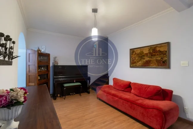 Imagem Casa à venda em São Paulo-SP, bairro Cambuci: 4 quartos, 2 salas, 2 banheiros, 2 vagas, 150 m² de área. Aproveite!