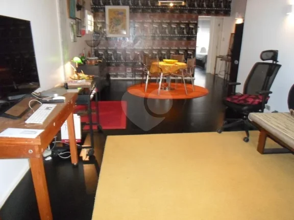 Imagem Apartamento à venda com 2 quartos no condomínio Pérola, São Paulo - SP