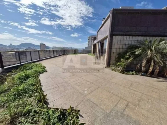 Imagem Cobertura à venda em Ipanema, 573m2, 4quartos, 4vgs, na Francisco Otaviano.