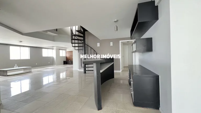 Imagem Cobertura Triplex no Edifício Marquês de Olinda em Balneário Camboriú