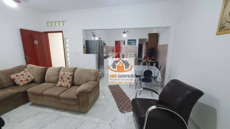 Imagem Casa, 2 Dormitórios, 300m da Praia Satélite