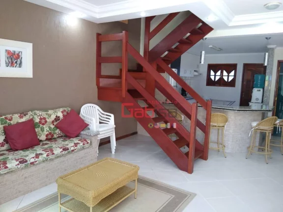 Imagem Casa com 2 dormitórios à venda, 140 m² por R$ 450.000,00 - Peró - Cabo Frio/RJ