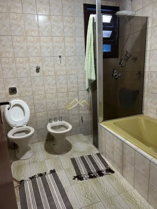 Imagem ÓTIMA CASA EM PRAIA BADALADA COM COMÉRCIOS E BONS QUIOSQUES.