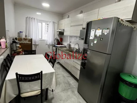 Imagem Casa em Villagio de 2 dormitórios com 2 vagas por R$640.000,00 em Santos