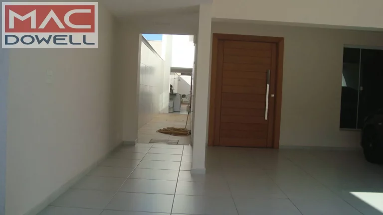 Imagem Casa triplex próximo a praia de Itaipu