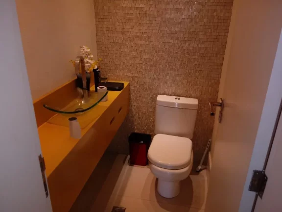 Imagem Sobrado em condomínio com 2 suites