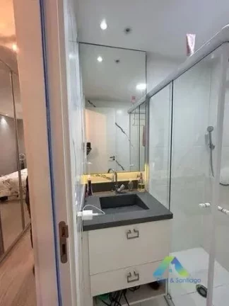 Imagem Excelente apartamento reformado com alto padrão de acabamento em área nobre do Morumbi.