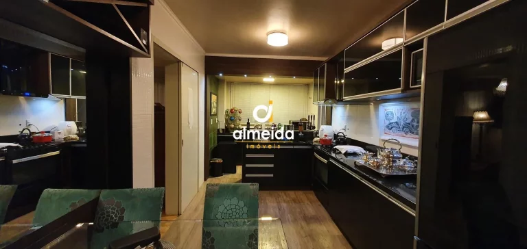 APARTAMENTO 2 DORMITÓRIOS NO CENTRO