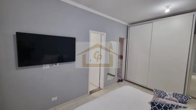 Imagem Granja Viana, Casa Térrea, 3 quartos sendo um suíte, 2 vagas charmosa!