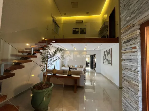Imagem Linda casa com 3 suítes e sala de cinema