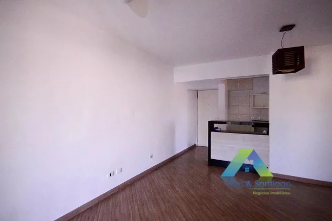Imagem Apartamento com 3 dormitórios e 2 banheiros em Vila das Mercês/SP!