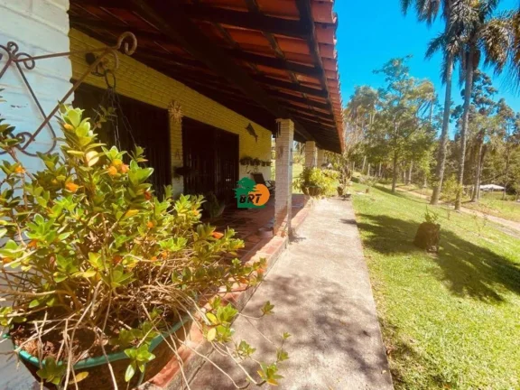 Imagem Sítio para Venda em São Roque, Pavão (canguera), 3 dormitórios, 1 suíte, 2 banheiros