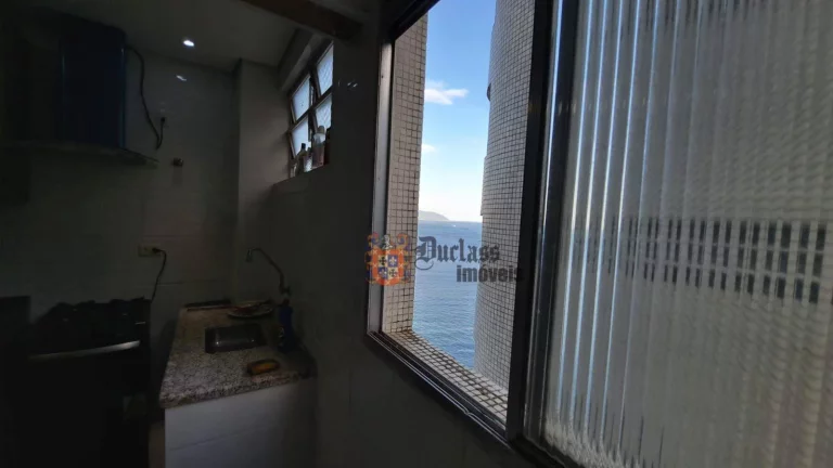 Imagem Apartamento com 1 dormitório à venda, 47 m² por R$ 240.000,00 - Gonzaguinha - São Vicente/SP