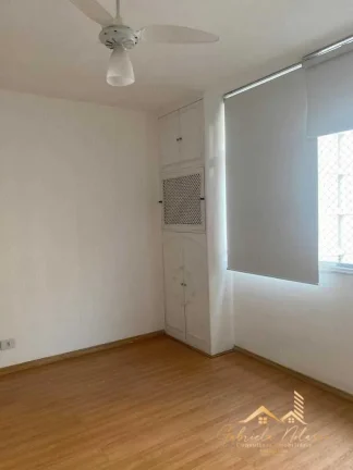 Imagem Apartamento Alto Padrão, de frente ,na quadra da praia