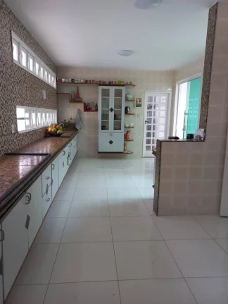 Imagem Casa no Mosqueiro, sendo 5/4 com 3 suítes 5 banheiros